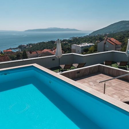 Apartment Mara Opatija With Rooftop Swimming Pool Ičići Zewnętrze zdjęcie