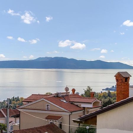 Apartment Mara Opatija With Rooftop Swimming Pool Ičići Zewnętrze zdjęcie