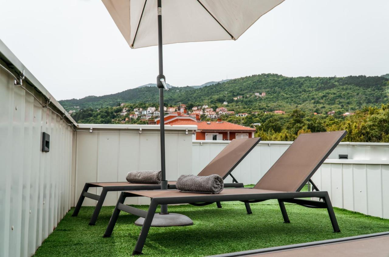 Apartment Mara Opatija With Rooftop Swimming Pool Ičići Zewnętrze zdjęcie