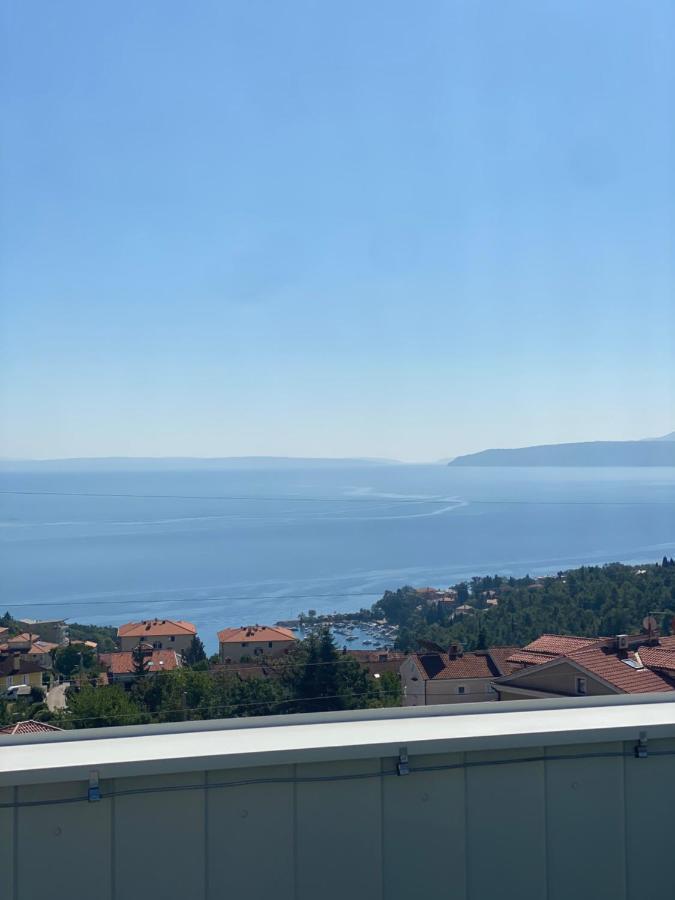 Apartment Mara Opatija With Rooftop Swimming Pool Ičići Zewnętrze zdjęcie